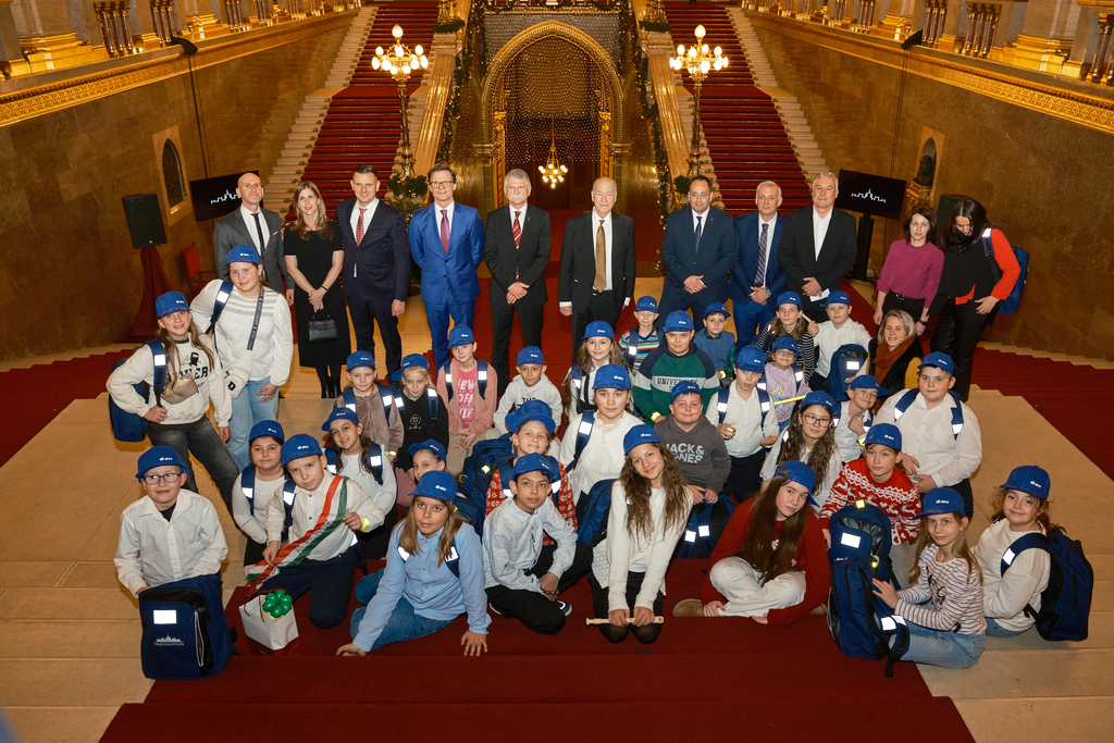 parlamenti gyerekkarácsony2025_6