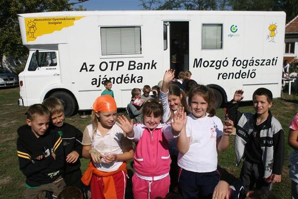 OTP Fogászati Roadshow